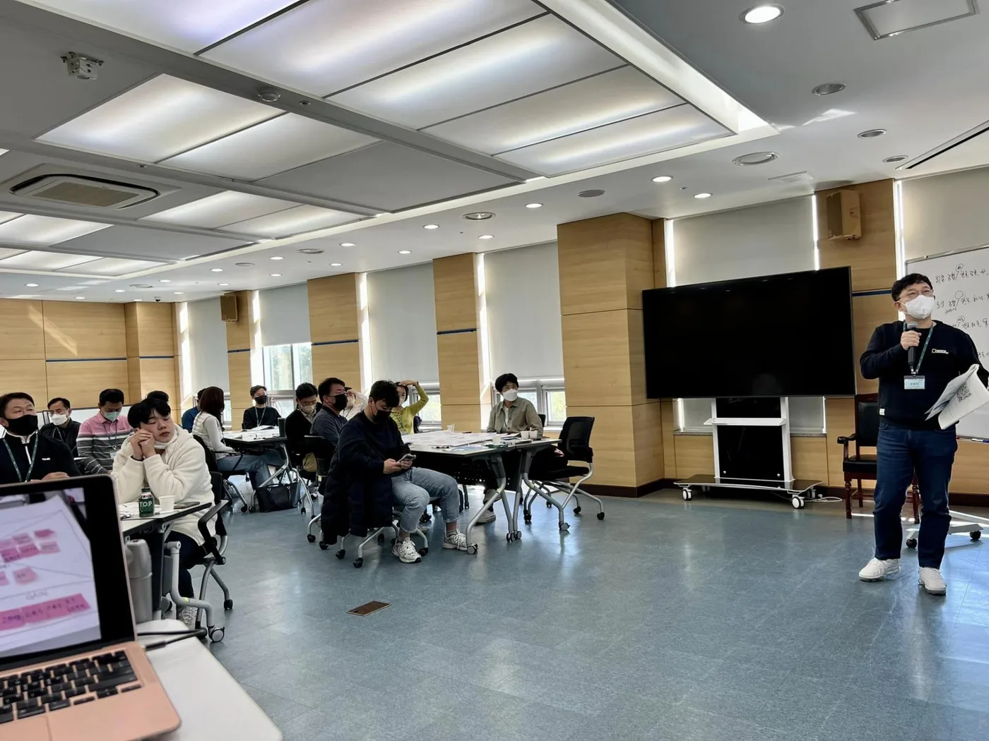 농협안성교육원 디자인씽킹 실습 교육 현장 - 나눔경영컨설팅 김종혁