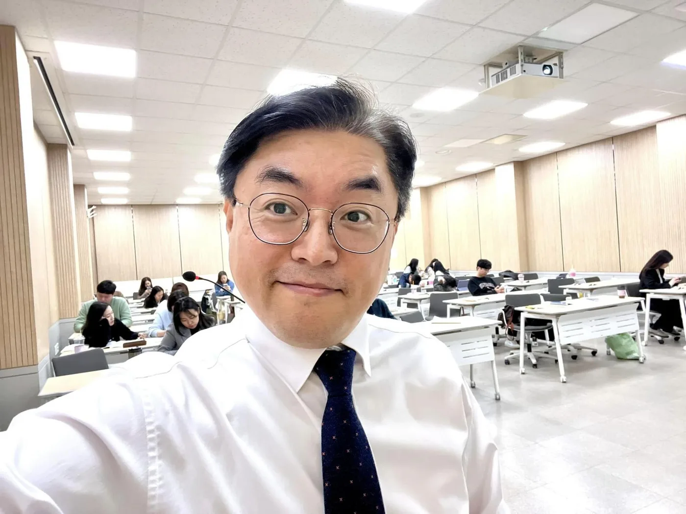 경남은행 생산성 향상을 위한 AI툴 교육 교육 현장 - 나눔경영컨설팅 김종혁