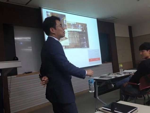 부산대학 창업시장 조사분석 특강 교육 현장 - 나눔경영컨설팅 김종혁 강사