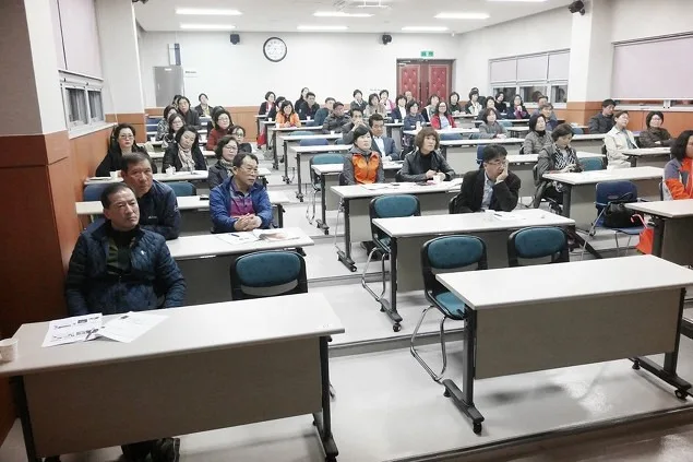 제주대학교 평생교육원 전쟁과 전투로 배우는 비즈니스전략 특강 교육 현장 - 나눔경영컨설팅 김종혁 강사