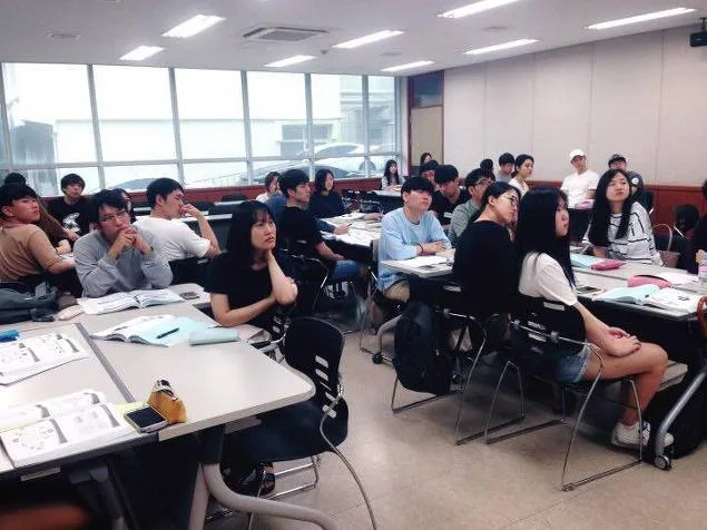 부산대학교 창업실무 부산대학교 창업실무 계절학기 1일차 창업마케팅 교육 현장 - 나눔경영컨설팅 김종혁 강사
