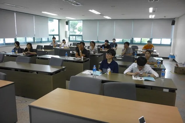 전남 정보문화산업진흥원 1인창조기업 창업마케탕특강 교육 현장 - 나눔경영컨설팅 김종혁 강사