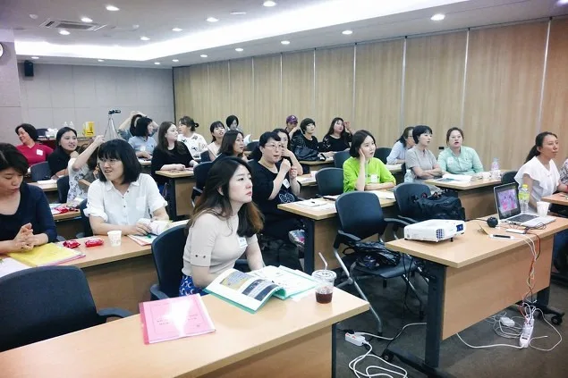 스미더스 오아시스 프리저브드 플라워 마케팅 컨설턴트 과정 5회차 창업마케팅교육 교육 현장 - 나눔경영컨설팅 김종혁 강사