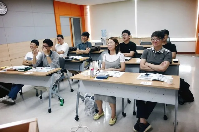 천안 중소기업연수원 청년창업사관학교 창업마케팅 교육 교육 현장 - 나눔경영컨설팅 김종혁 강사