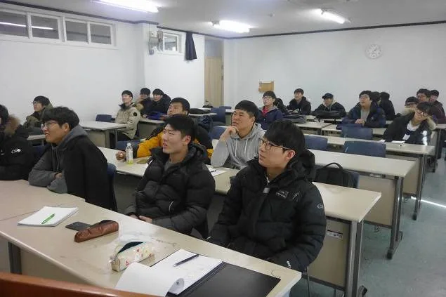 경일대학교 건축학과 도전정신과 마케팅마인드 특강 교육 현장 - 나눔경영컨설팅 김종혁 강사