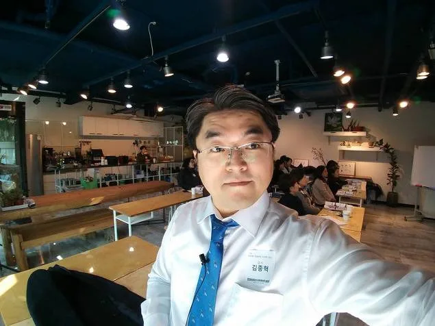 (주)오아시스 프리저브드플라워 마케팅컨설턴트 교육 5회차중 3회차 교육 현장 - 나눔경영컨설팅 김종혁 강사