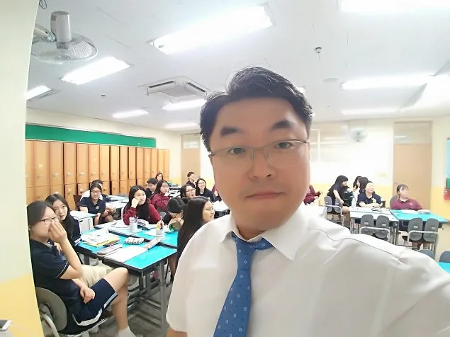 과천 외국어고등학교 창업과 창업마케팅 특강 교육 현장 - 나눔경영컨설팅 김종혁 강사