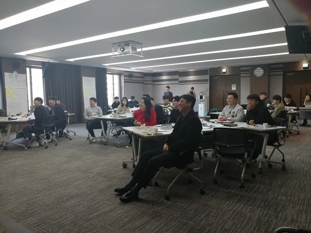 동국산업 4차산업혁명 4H 특강 교육 현장 - 나눔경영컨설팅 김종혁 강사