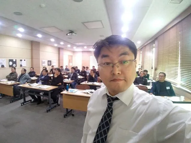 중소기업연수원 재창업 CEO대상 마케팅교육 교육 현장 - 나눔경영컨설팅 김종혁 강사