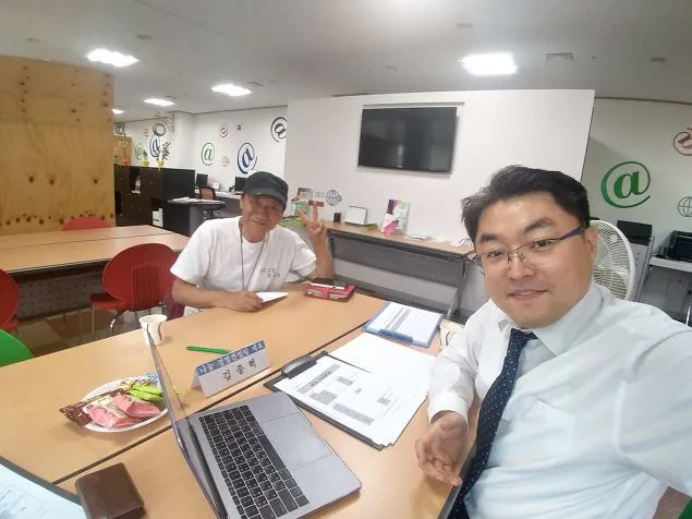 칠곡군 시니어창업지원센터 멘토링 교육 현장 - 나눔경영컨설팅 김종혁 강사