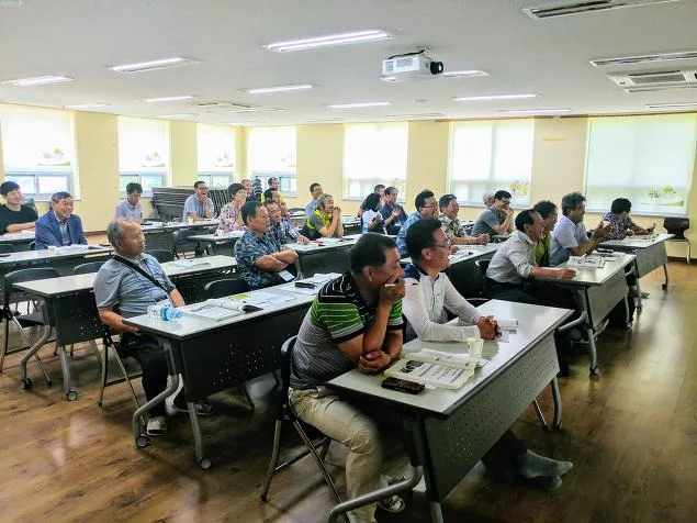 월선 농어촌 인성학교 소통 리더십 특강 교육 현장 - 나눔경영컨설팅 김종혁 강사