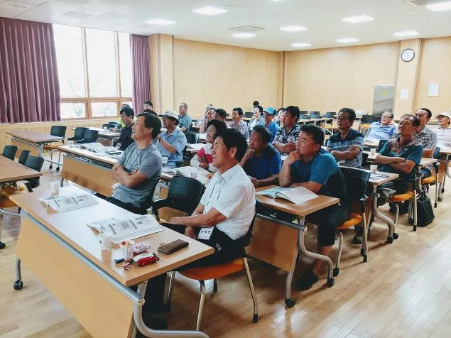 엄다면 농어촌 인성학교 소통 리더십 특강 교육 현장 - 나눔경영컨설팅 김종혁 강사