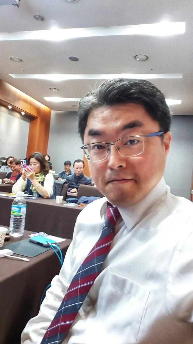 칠곡군 중장년기술창업센터 급변하는 마케팅 거시환경 분석 특강 교육 현장 - 나눔경영컨설팅 김종혁 강사