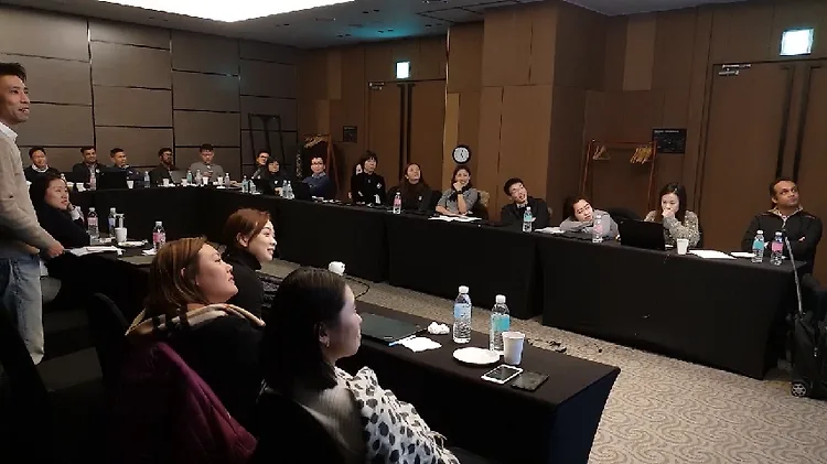 메리어트 호텔 직원 Diversity 교육 현장 - 나눔경영컨설팅 김종혁 강사