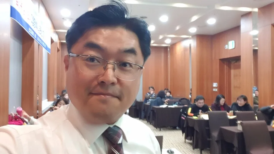 경북 칠곡군 중장년 기술창업센터 손쉽게 하는 동영상 촬영과 편집 특강 교육 현장 - 나눔경영컨설팅 김종혁 강사