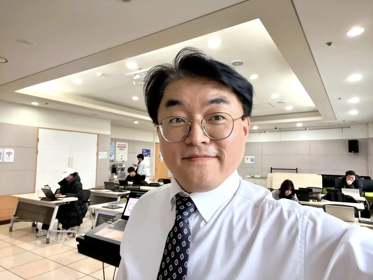 경기도경제과학진흥원 B2B마케팅 교육 교육 현장 - 나눔경영컨설팅 김종혁 강사