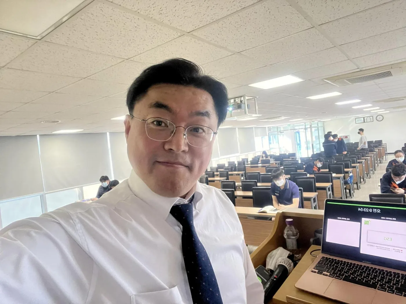 (주)흥국 ESG기본과 경영전략 교육 교육 현장 - 나눔경영컨설팅 김종혁